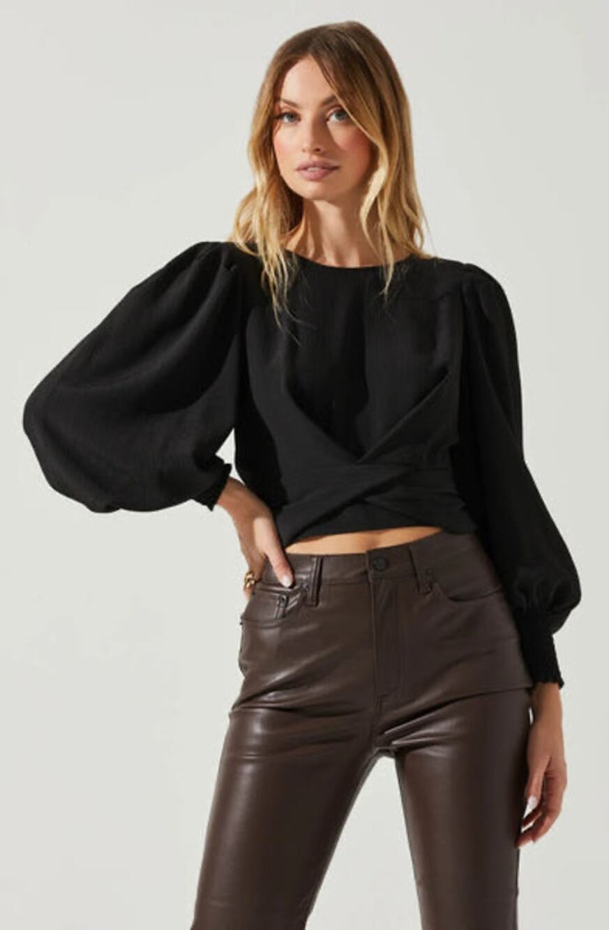 ASTR The Label Wrenley Top in Black - Size: Large
